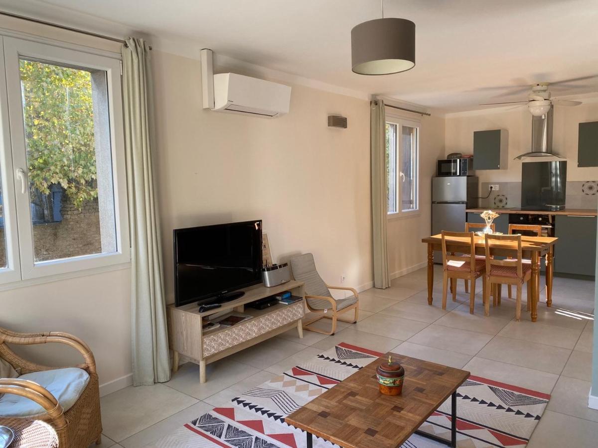 L'Esplanade, Appartement En Centre-Ville Au Calme Puisserguier Экстерьер фото