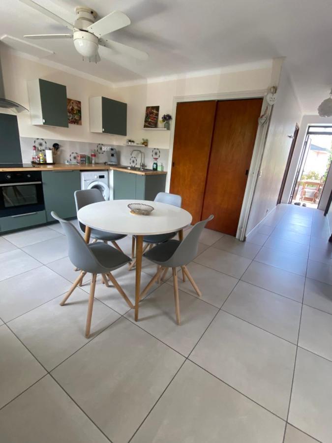 L'Esplanade, Appartement En Centre-Ville Au Calme Puisserguier Экстерьер фото